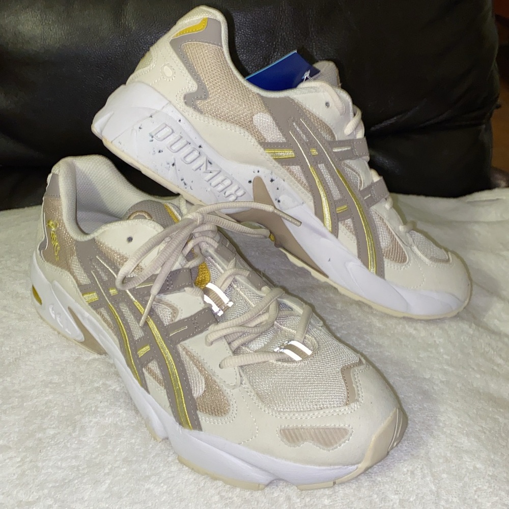 ASICS Women’s Sneaker